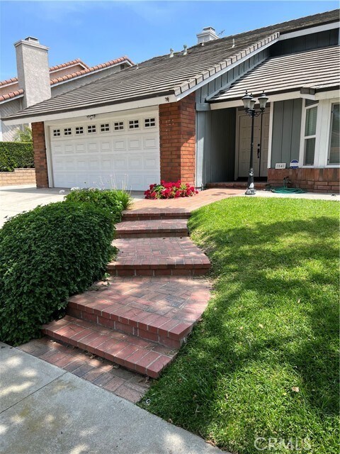 Foto del edificio - 54 Village Loop Rd