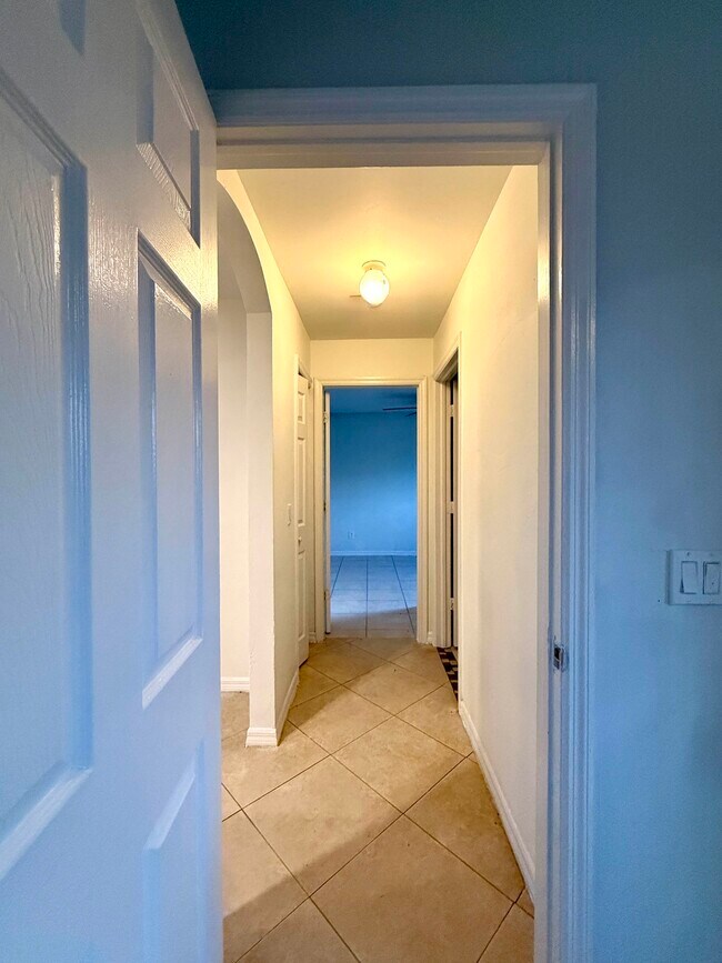 Foto del edificio - 318 Hightower Ave S