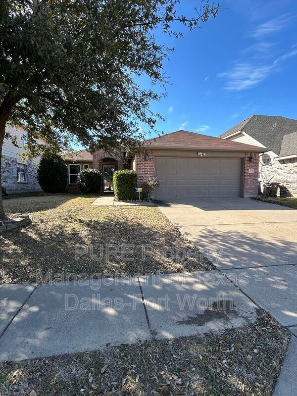 Primary Photo - 7628 Hollow Forest Dr