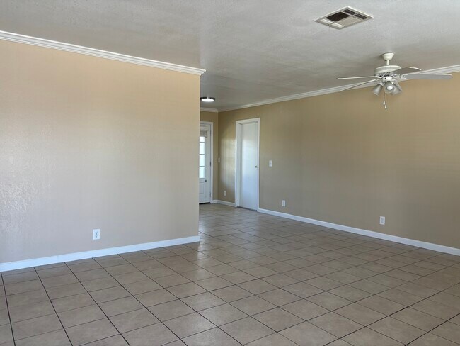Foto del edificio - 12991 Kiowa Rd