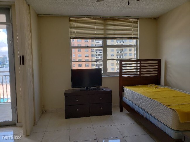 Foto del edificio - 250 174th St