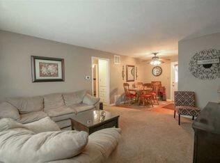 Building Photo - 7803 E Watson Ln