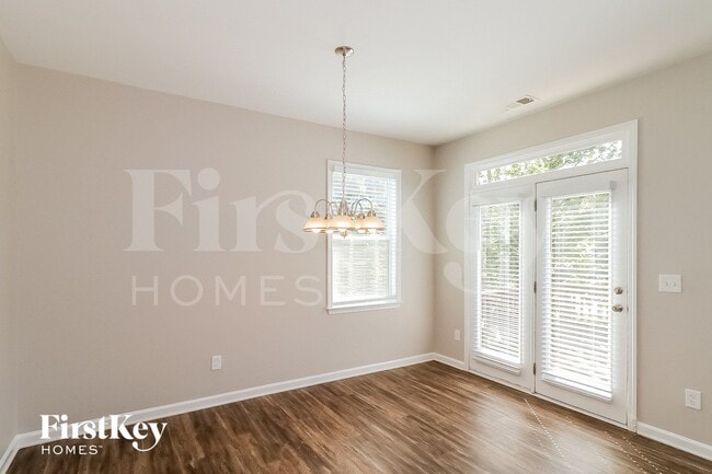 Foto del edificio - 15 Morrison Crossing