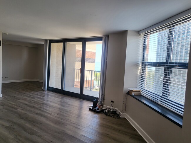 Foto del edificio - 3660 N Lake Shore Dr