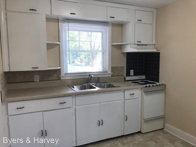 Building Photo - 3 br, 2 bath House - 149 N Meadow Drive