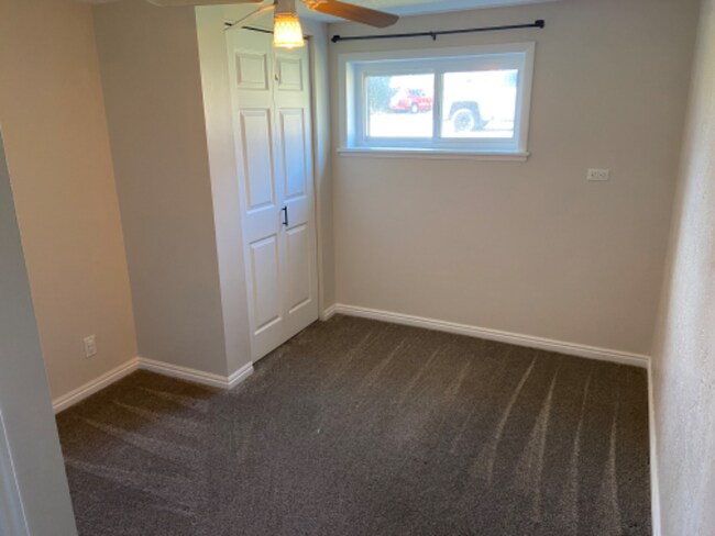 Building Photo - 486 N Gramercy Ave