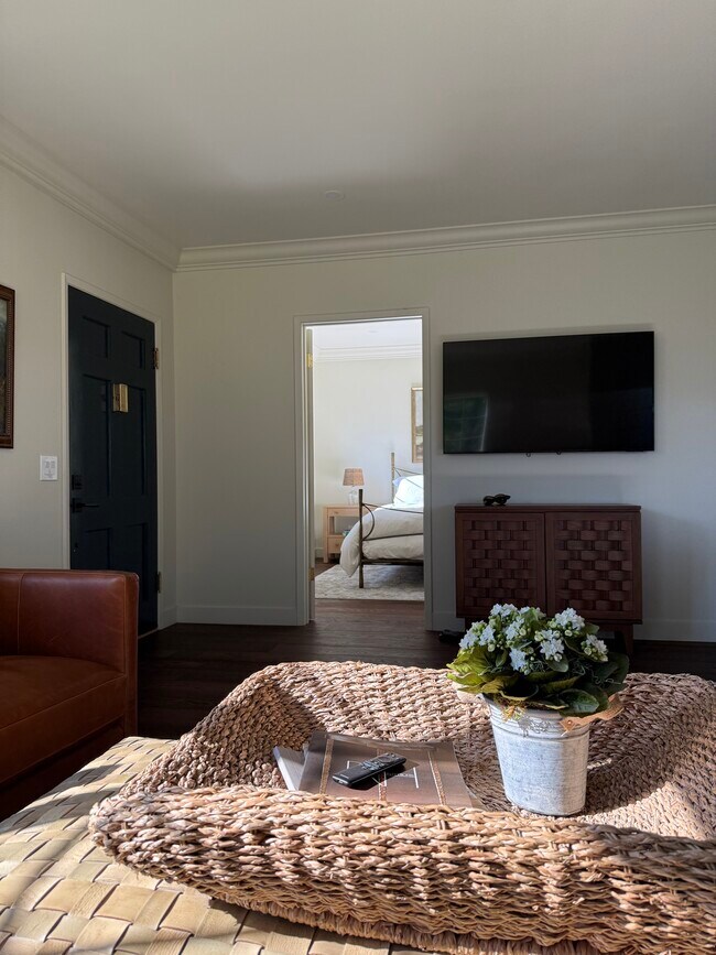 Foto del edificio - 4504 Live Oak Dr