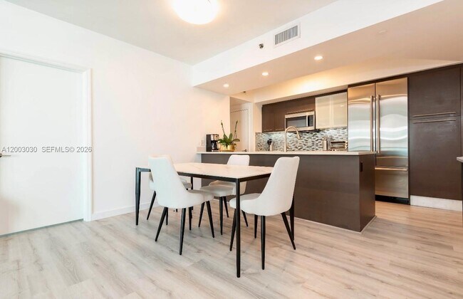 Foto del edificio - 55 SE 6th St