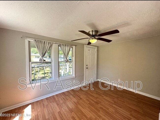 Building Photo - 9703 Campus Ave