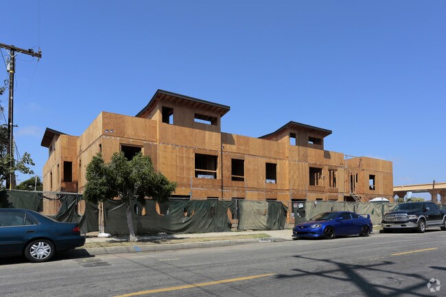 Building Photo - 21721 Moneta Ave