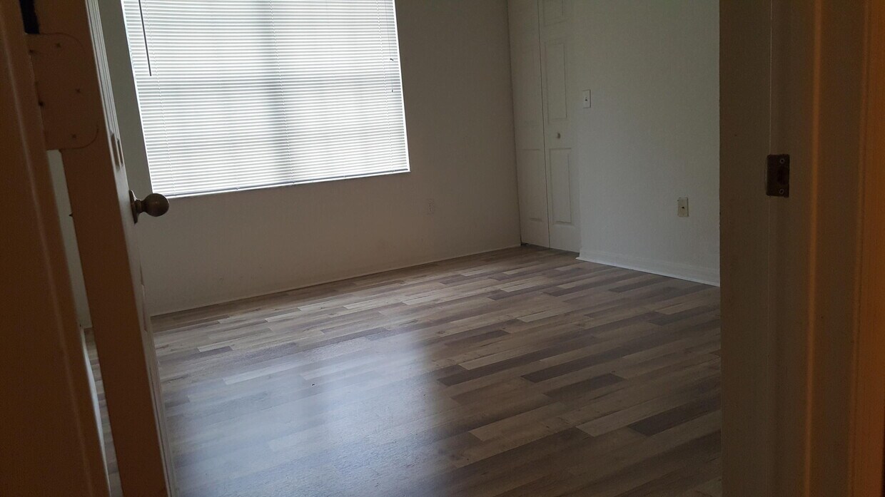 Foto del edificio - 559 SE Prescott Pl