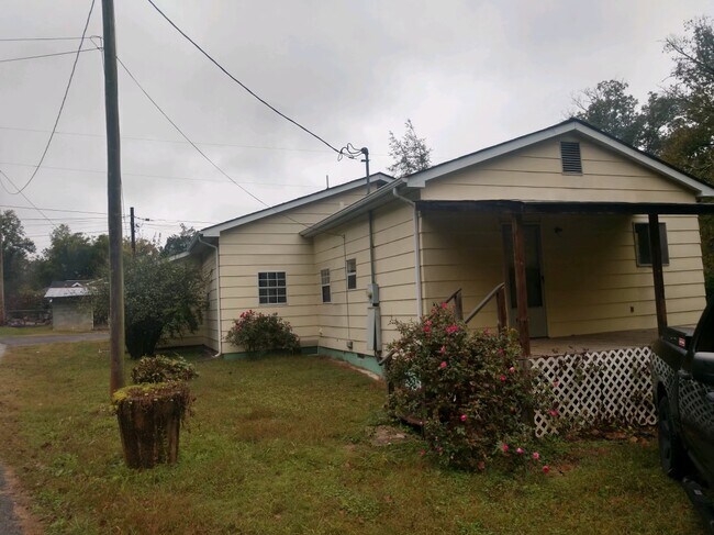 Building Photo - 110 Noland Ln