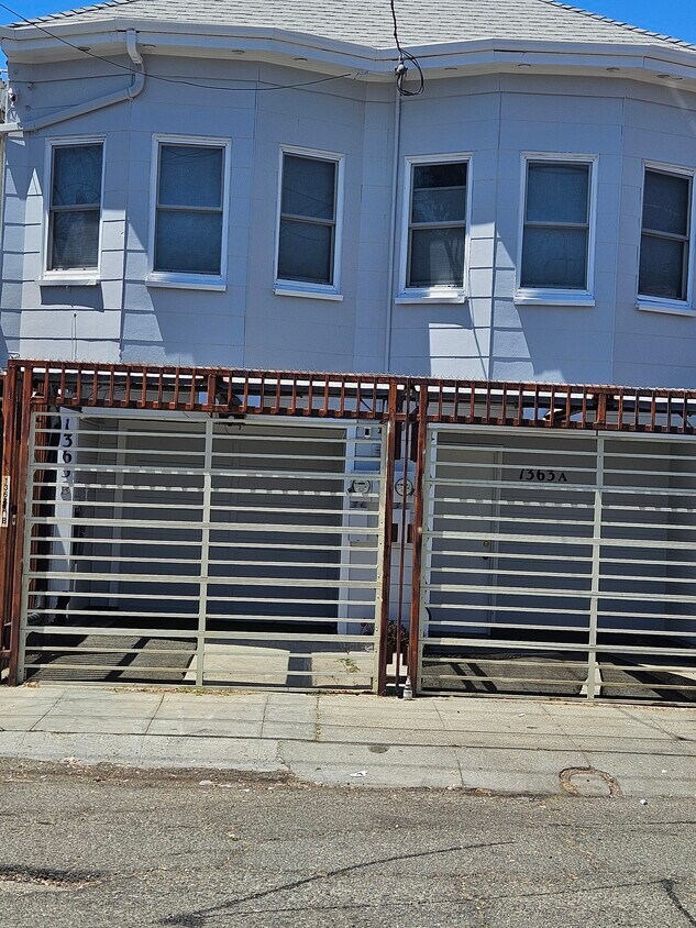 Foto del edificio - 1363 93rd Ave