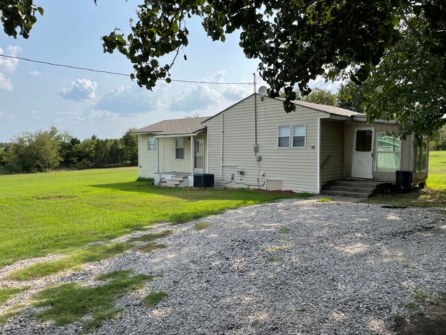 Foto del edificio - Country Living in Northwest Sherman! Furni...