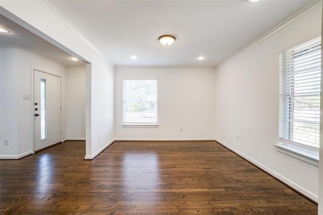 Foto del edificio - 9513 Ash Creek Dr