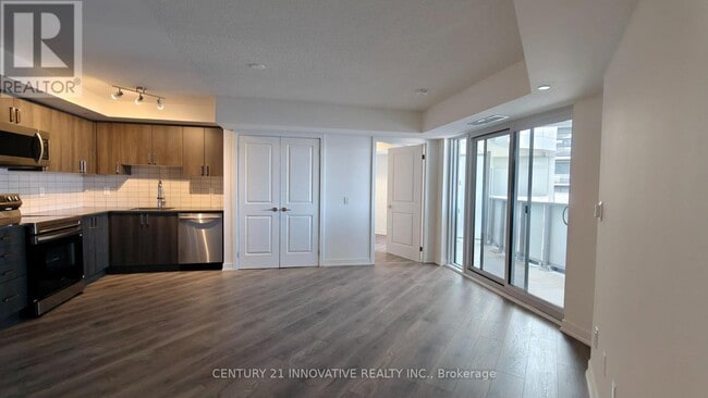 Building Photo - 1010 Sandy Beach Rd