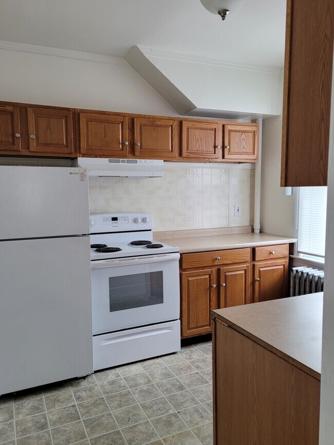 Kitchen - 59 E Goepp St