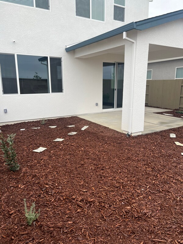 Building Photo - 3064 Vaughn Wy