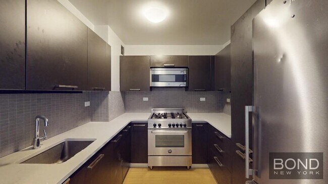 Foto del edificio - 222 E 39th St