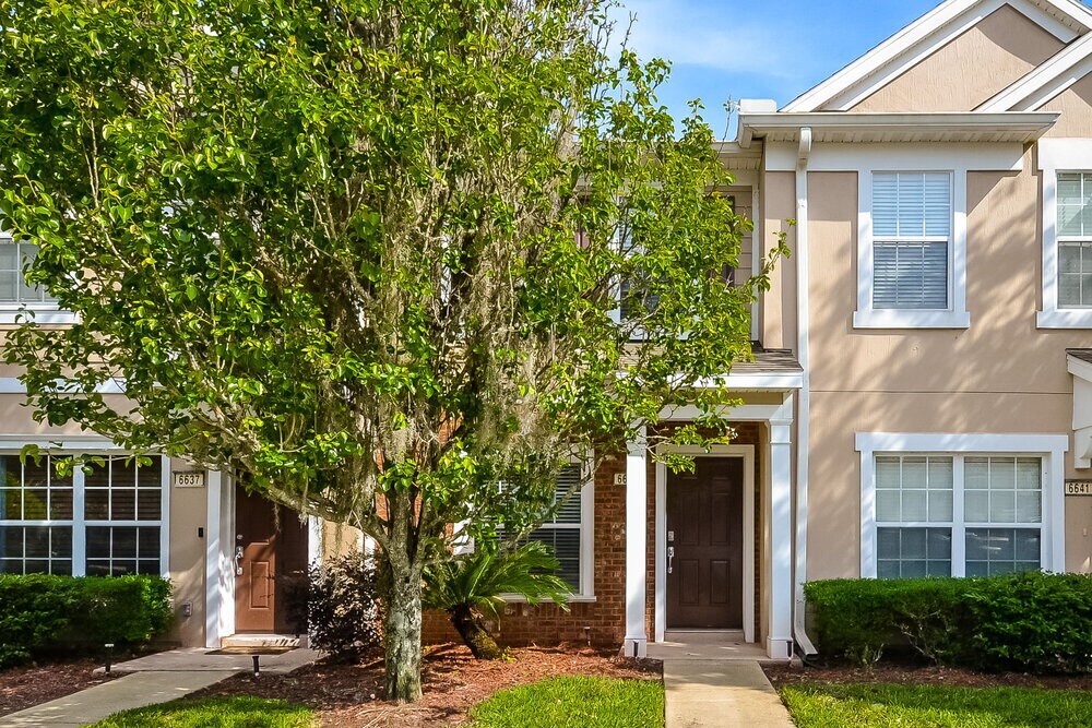Foto principal - 6639 Arching Branch Cir