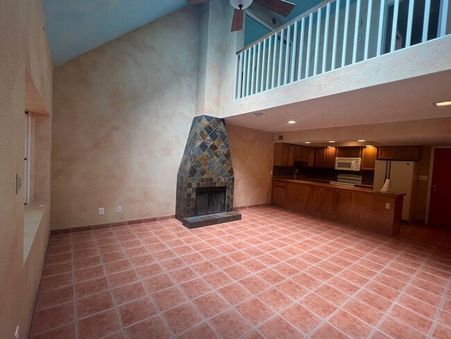 Building Photo - Long-term Rental, Procure Only