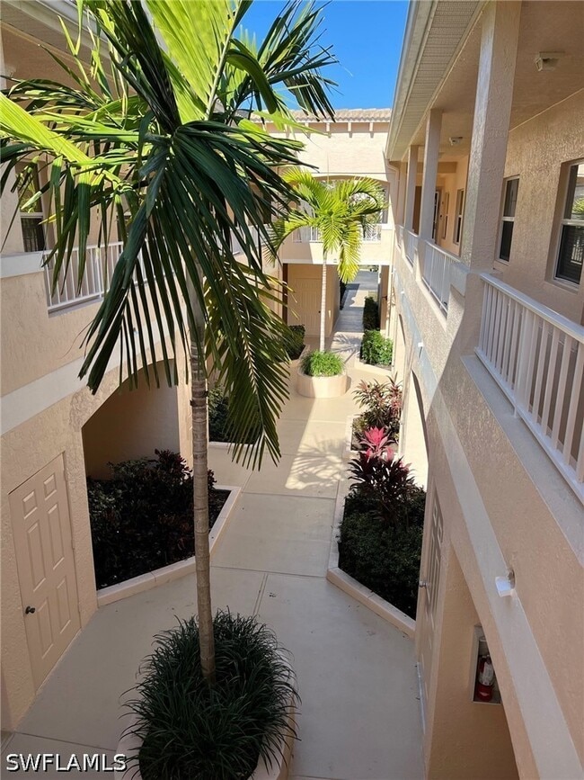 Building Photo - 1018 Woodshire Ln