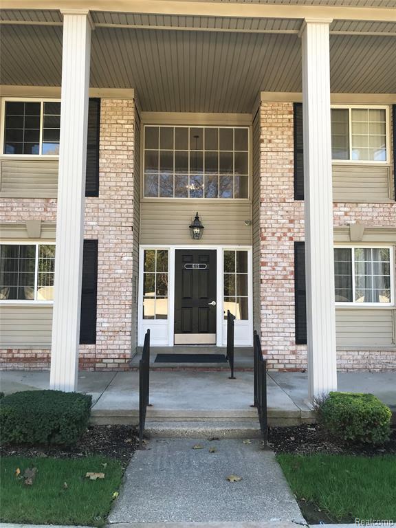 Foto principal - 6115 Orchard Lake Rd