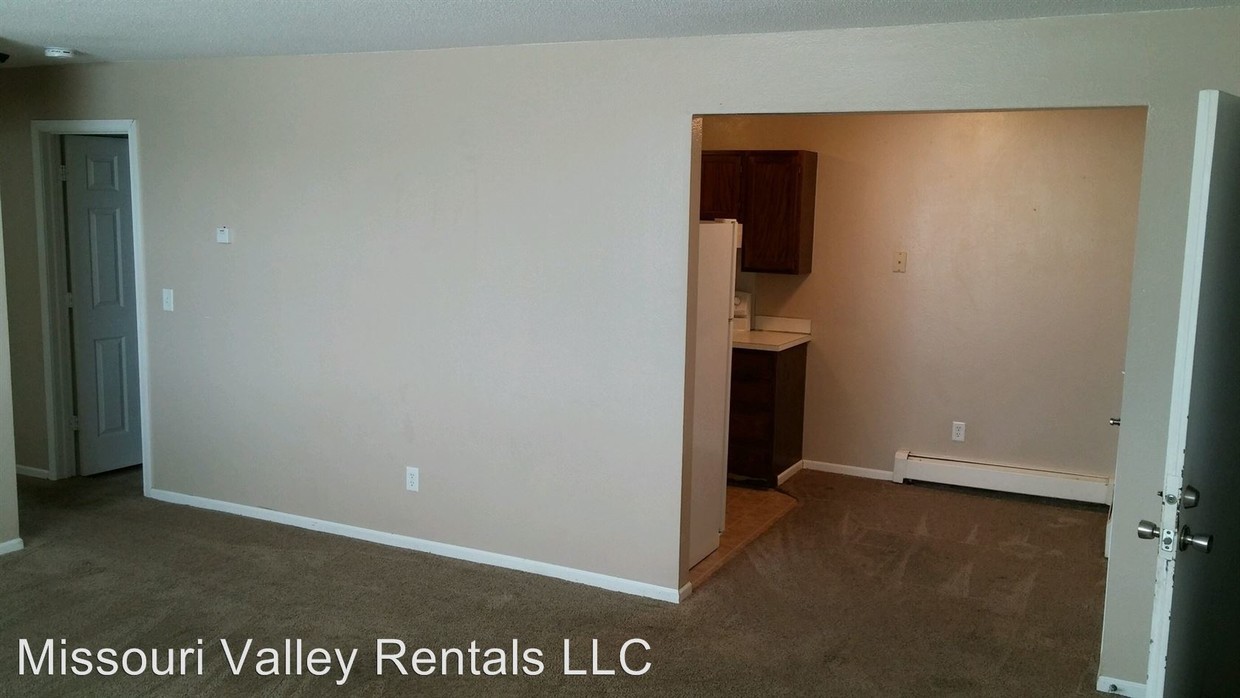 Primary Photo - 3211 E Rosser Ave