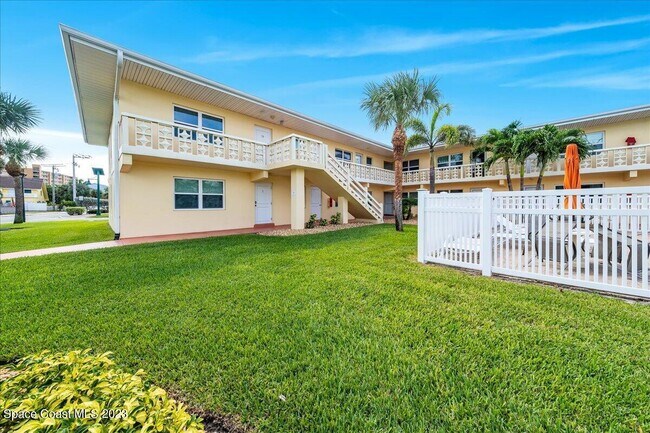 Foto del edificio - 7801 Ridgewood Ave