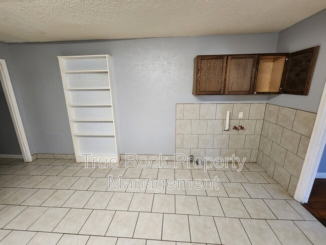 Foto del edificio - 401 W 13th