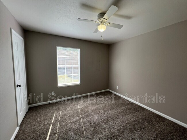 Foto del edificio - 3322 Old Horn Lake Rd