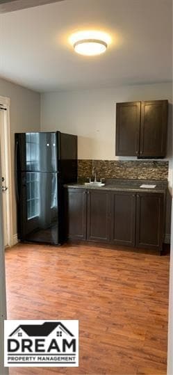 Photo du bâtiment - 279 Mitton St N