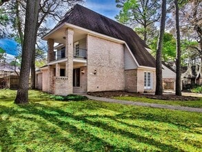 Building Photo - 10519 Laneview Dr