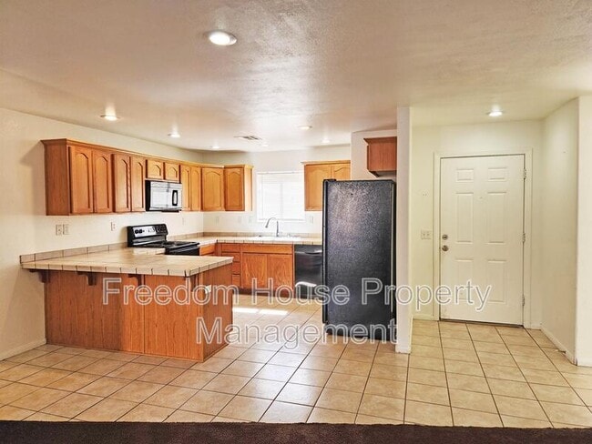 Building Photo - 1951 Teepee Rd