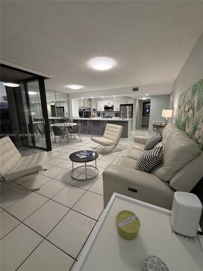 Foto del edificio - 825 Egret Cir