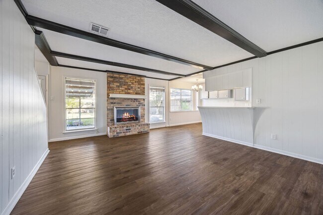 Foto del edificio - 12826 Westmere Dr