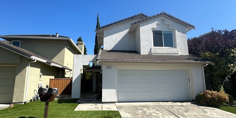 Foto principal - 122 Lakeridge Ln