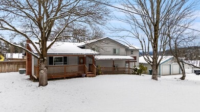 Building Photo - 3108 Lodgepole Rd