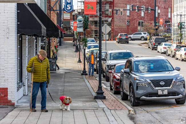 Take a stroll down Market Street in downtown Clinton.
