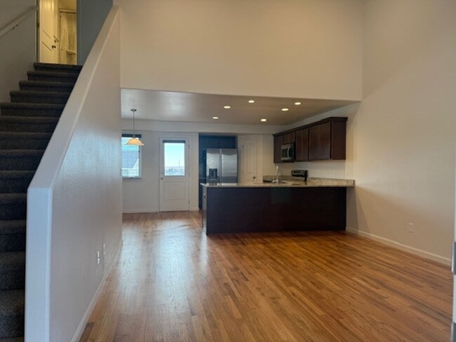 Building Photo - Fully Upgraded Executive Home For Lease