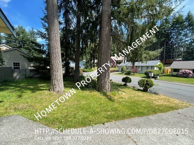 Building Photo - Updated 3 Bedroom Rambler in Lacey - Avail...