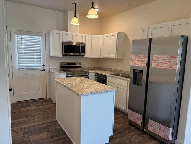 Building Photo - 3136 Platte River Dr