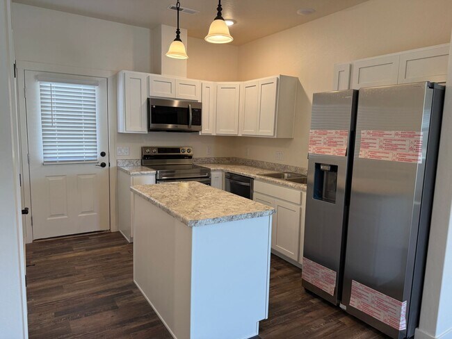 Foto del edificio - 3136 Platte River Dr