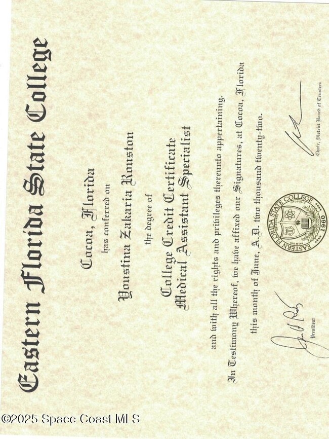 Building Photo - 1964 Bayhill Dr