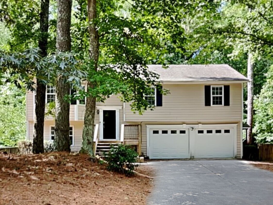Primary Photo - 2260 Rockwell Dr