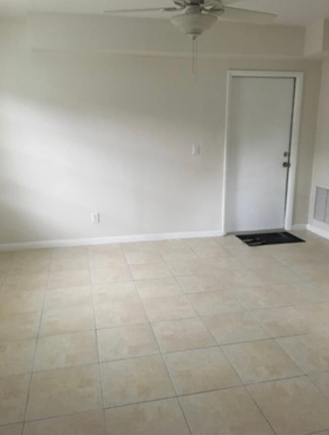 Photo - 4700 Washington St House