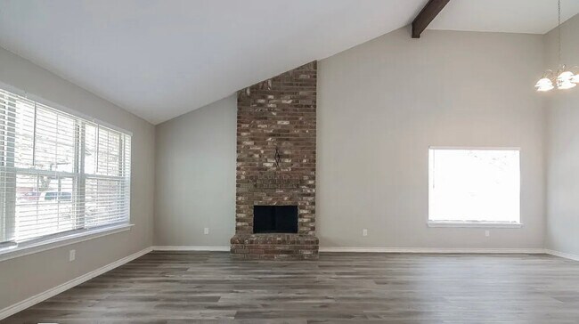 Building Photo - 2119 Belmont Park Dr