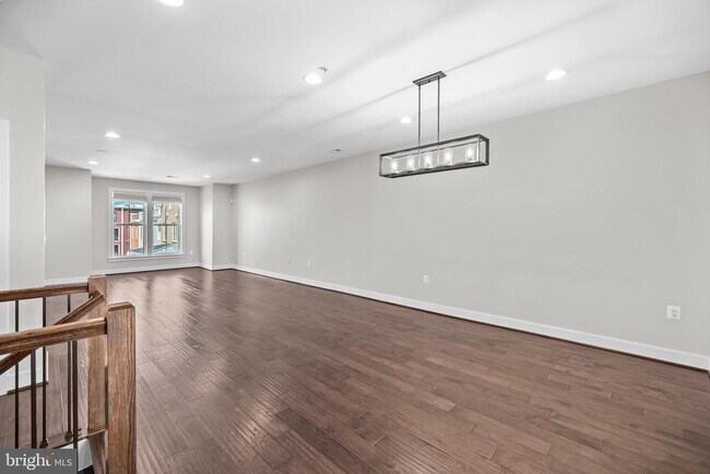 Foto del edificio - 2109 Main Line Blvd