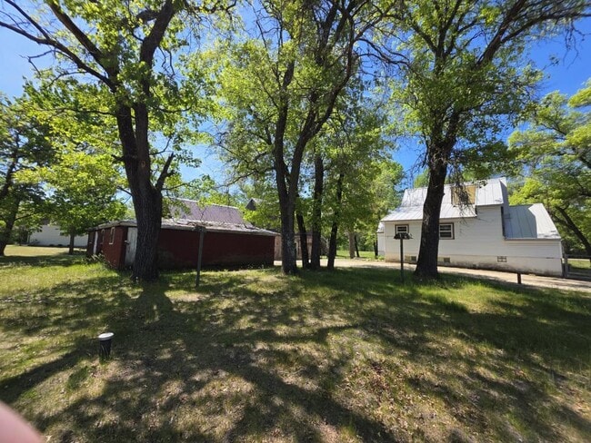 Building Photo - 11934 Goodview Ave