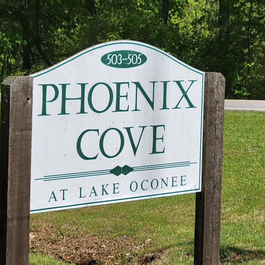Foto principal - 505 Old Phoenix Rd NE